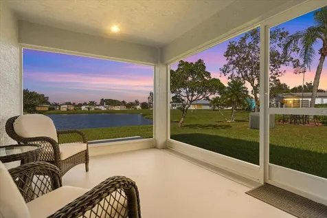 10 Juan Carlos Lane Port St Lucie FL 34952