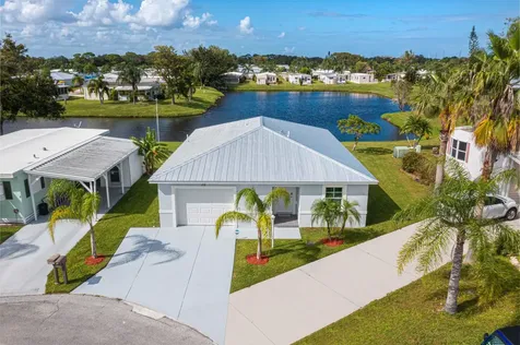 10 Juan Carlos Lane Port St Lucie FL 34952