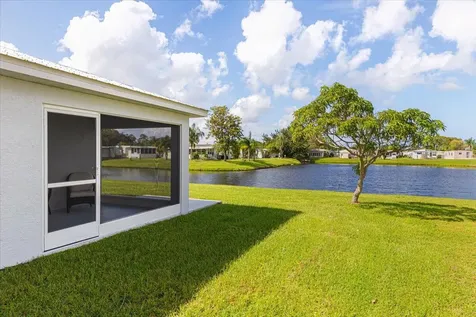 10 Juan Carlos Lane Port St Lucie FL 34952