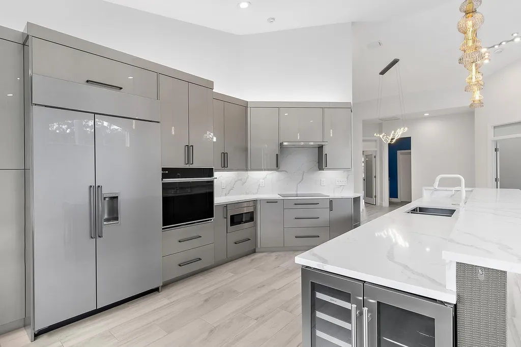 8110 Sandpiper Way West Palm Beach FL 33412