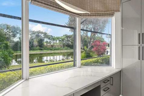 8110 Sandpiper Way West Palm Beach FL 33412