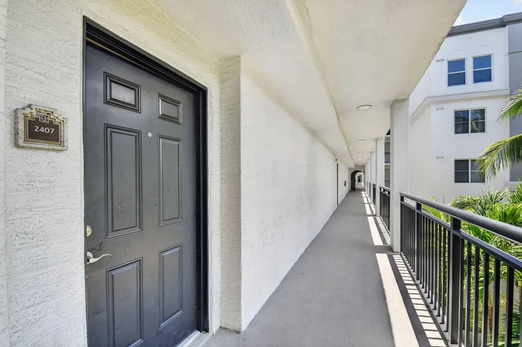 1660 Renaissance Commons Boulevard Boynton Beach FL 33426