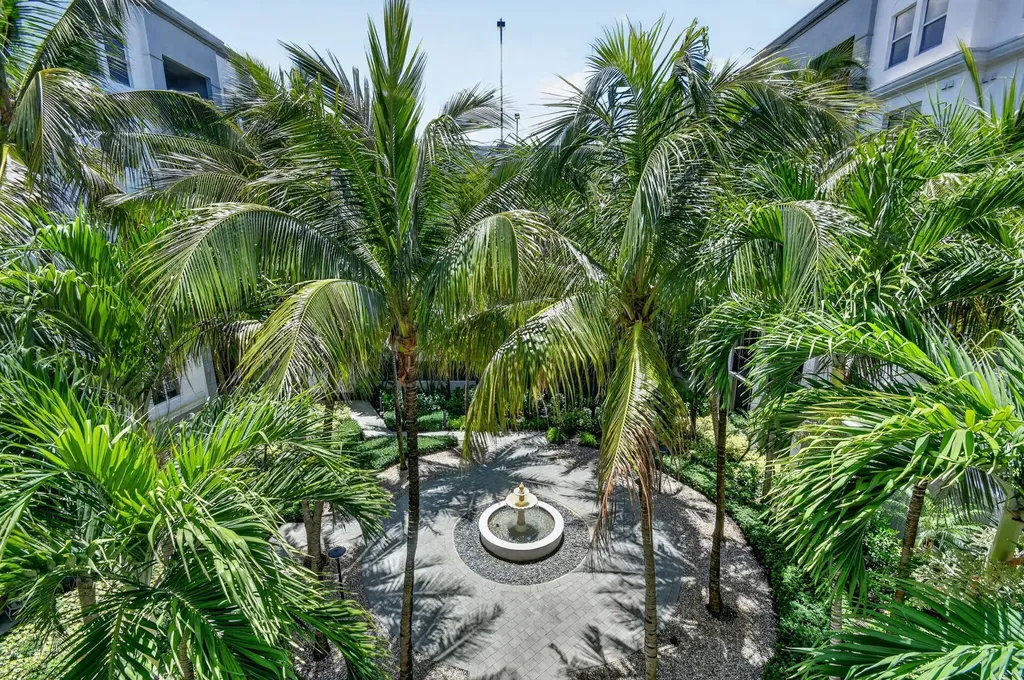 1660 Renaissance Commons Boulevard Boynton Beach FL 33426