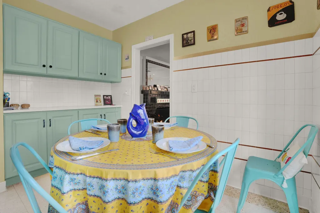 417 N 12th Avenue N Lake Worth FL 33460