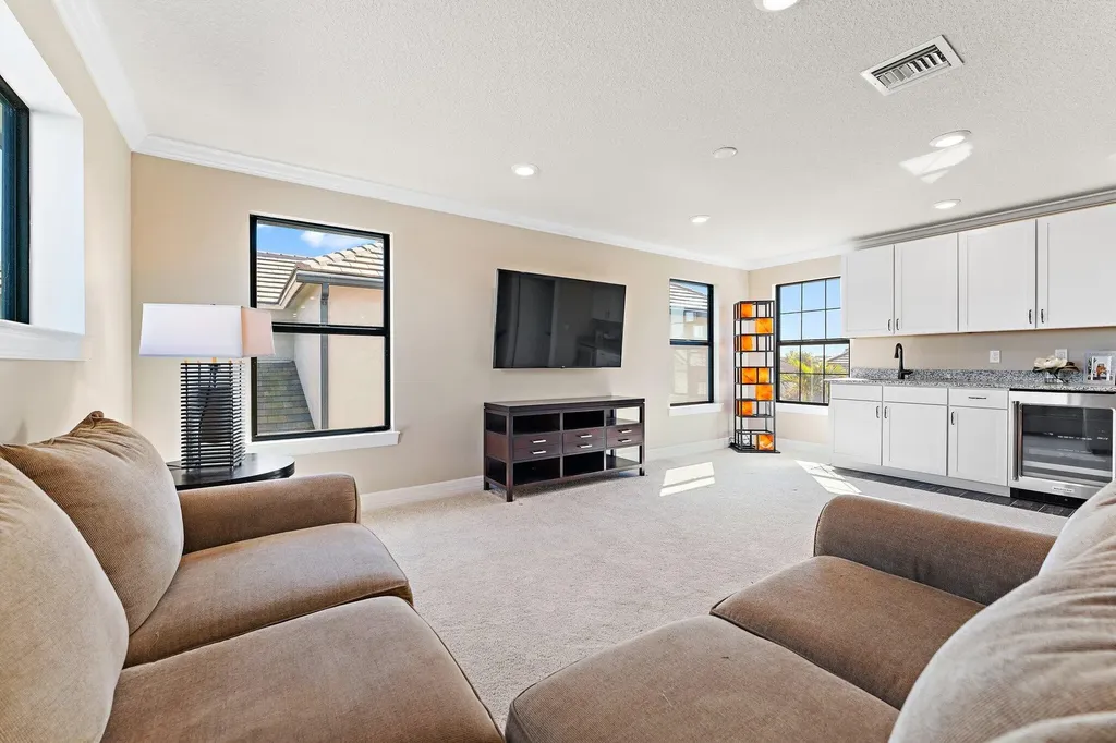 125 Indigo River Point Jupiter FL 33478