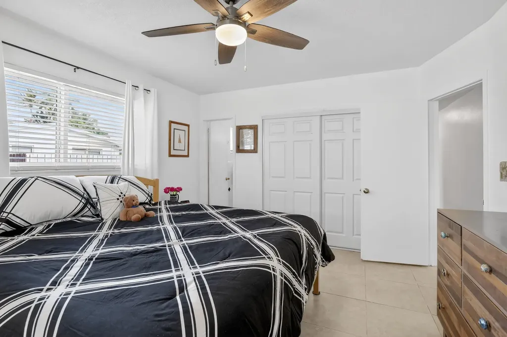 882 Azalea Court Plantation FL 33317