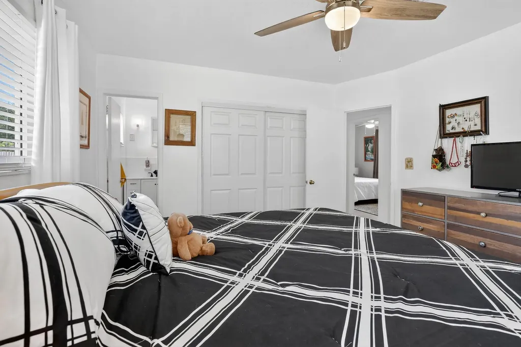 882 Azalea Court Plantation FL 33317
