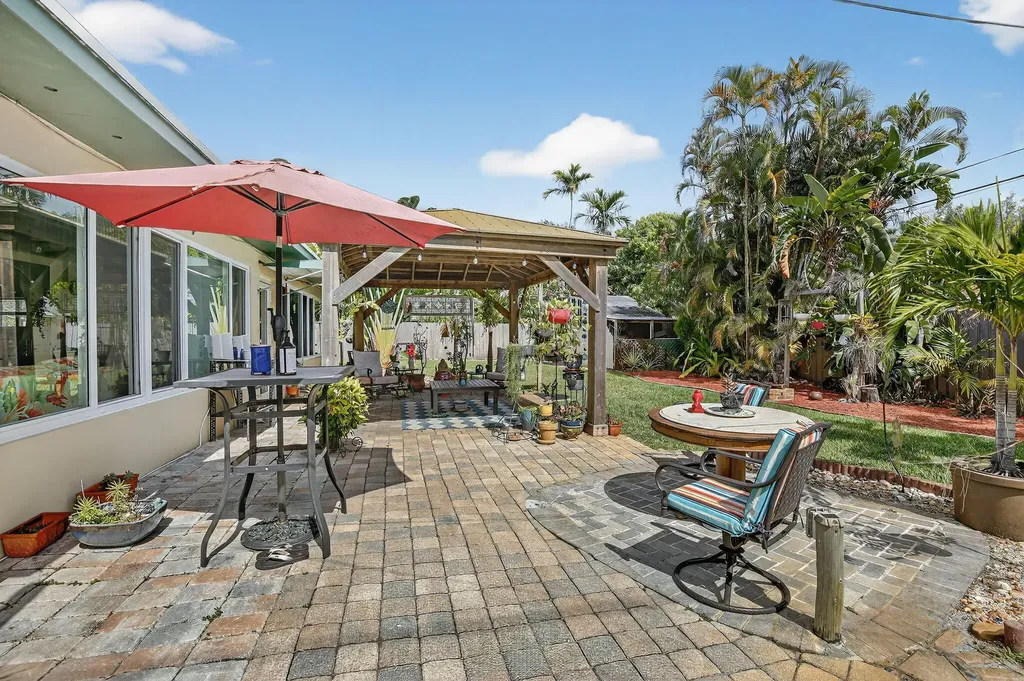 882 Azalea Court Plantation FL 33317
