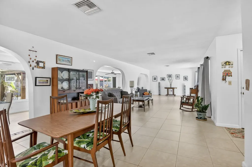 882 Azalea Court Plantation FL 33317
