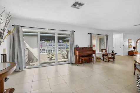 882 Azalea Court Plantation FL 33317