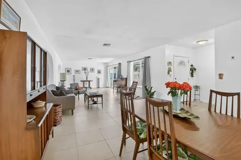 882 Azalea Court Plantation FL 33317
