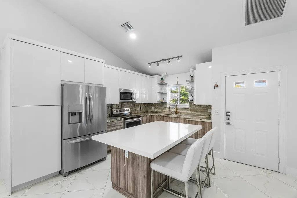 101 Azalea Circle Boynton Beach FL 33436