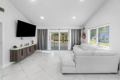 101 Azalea Circle Boynton Beach FL 33436