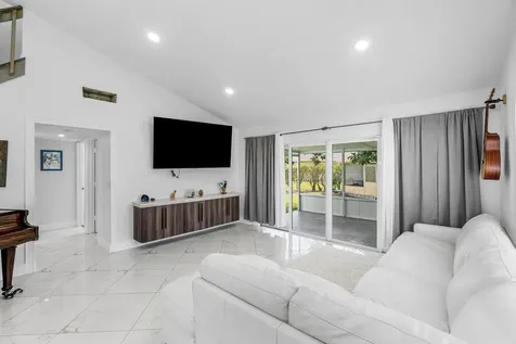 101 Azalea Circle Boynton Beach FL 33436