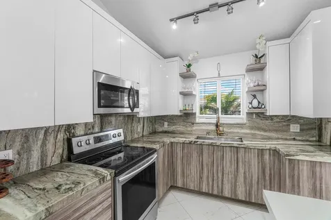 101 Azalea Circle Boynton Beach FL 33436