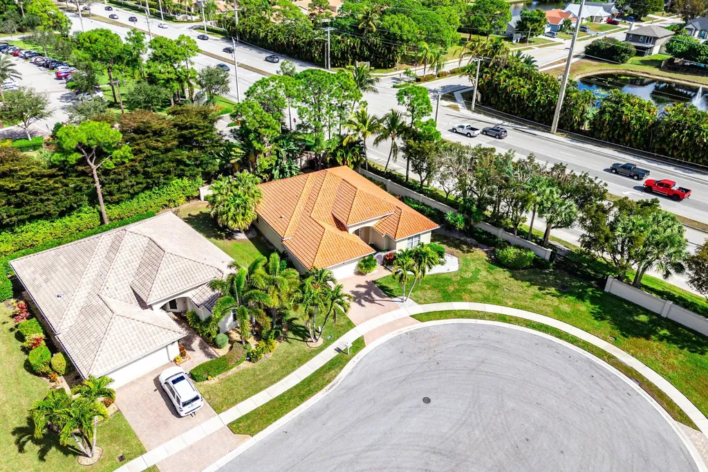 6529 Jog Estates Lane Boynton Beach FL 33437
