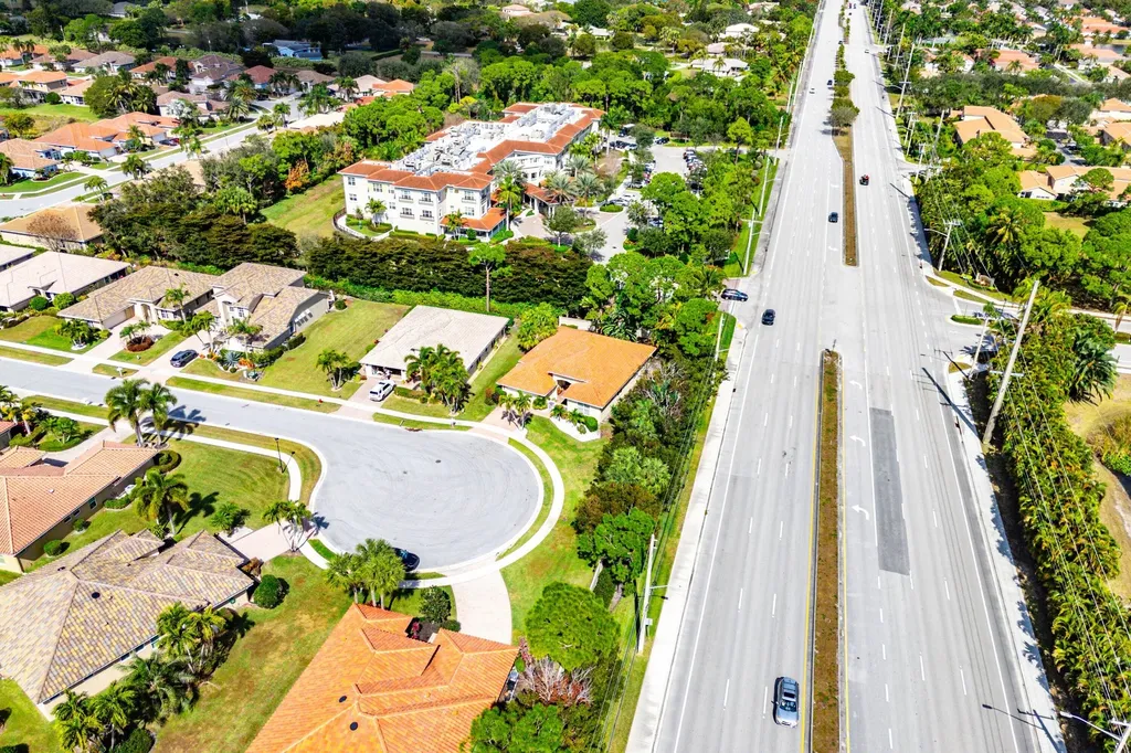 6529 Jog Estates Lane Boynton Beach FL 33437