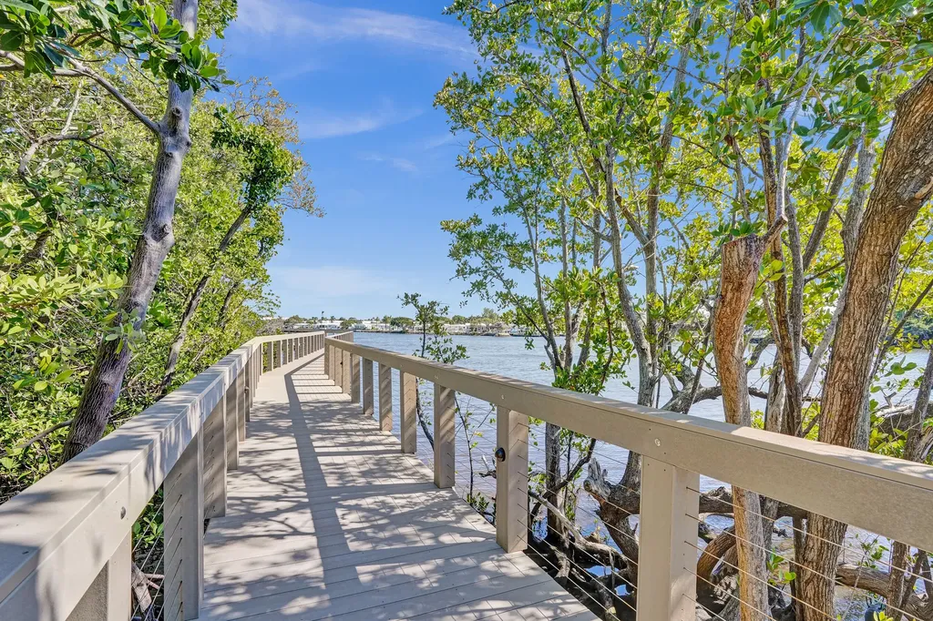 2113 Tuscany Way Boynton Beach FL 33435