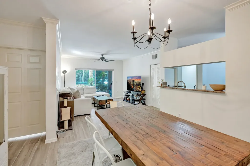 2113 Tuscany Way Boynton Beach FL 33435
