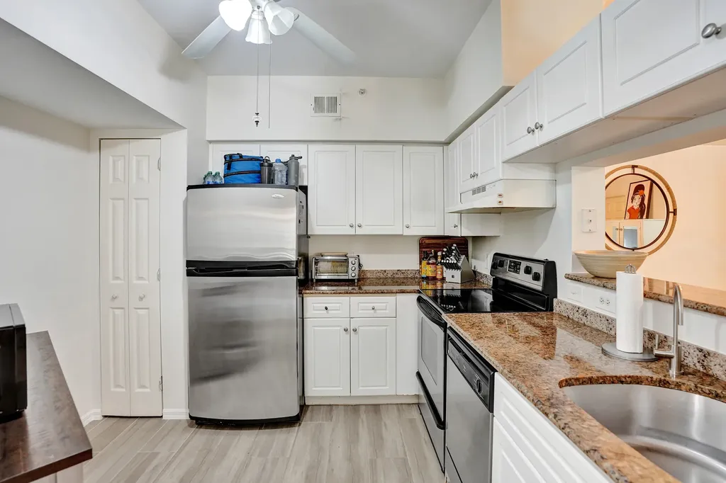 2113 Tuscany Way Boynton Beach FL 33435