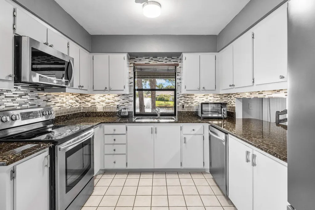 6166 Brandon Street Palm Beach Gardens FL 33418
