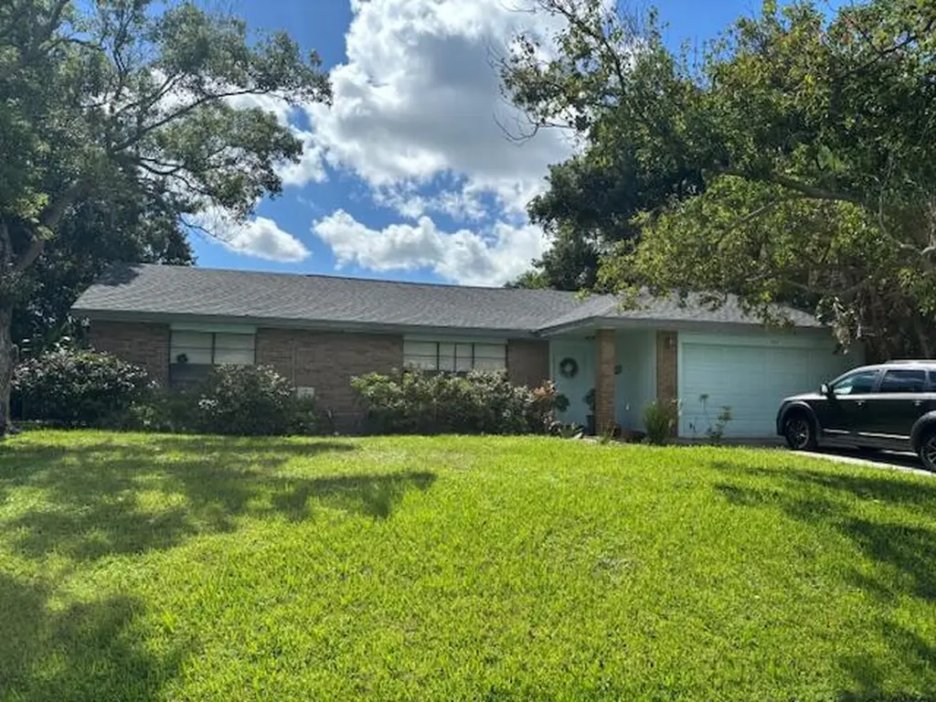 787 SW Alton Circle Port St Lucie FL 34953