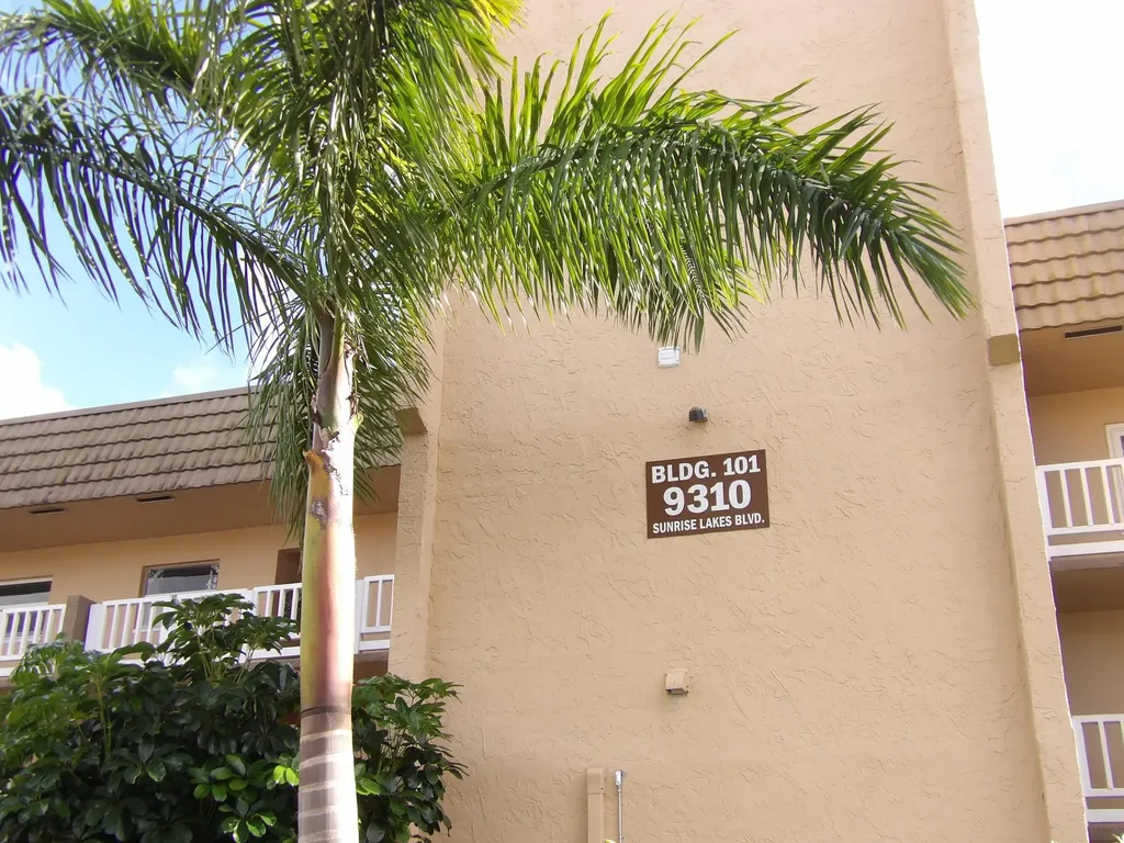 9310 Sunrise Lakes Boulevard Sunrise FL 33322