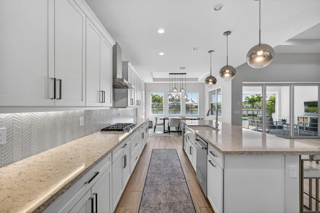 9221 Crestview Circle Palm Beach Gardens FL 33412