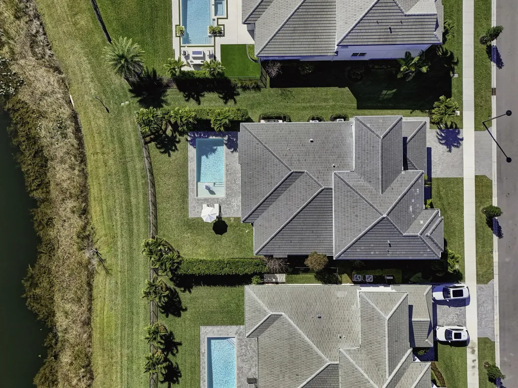 9221 Crestview Circle Palm Beach Gardens FL 33412