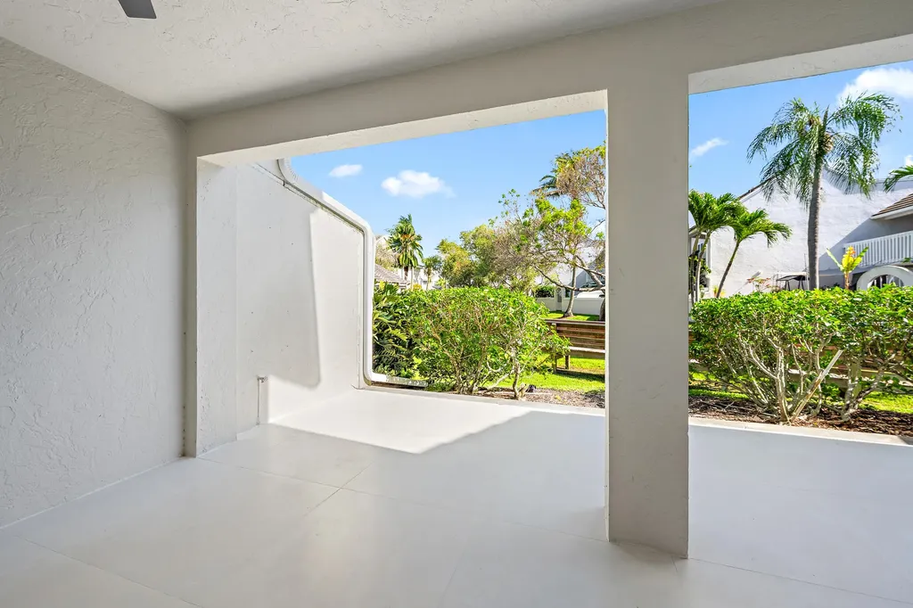 1000 N Us Highway 1 Jupiter FL 33477