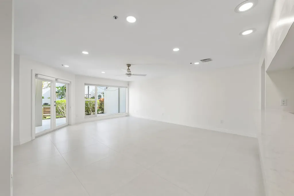 1000 N Us Highway 1 Jupiter FL 33477