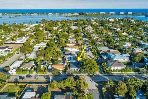 263 Alhambra Place West Palm Beach FL 33405