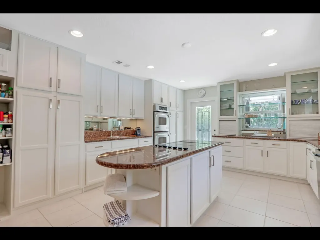 11 N River Road Sewalls Point FL 34996