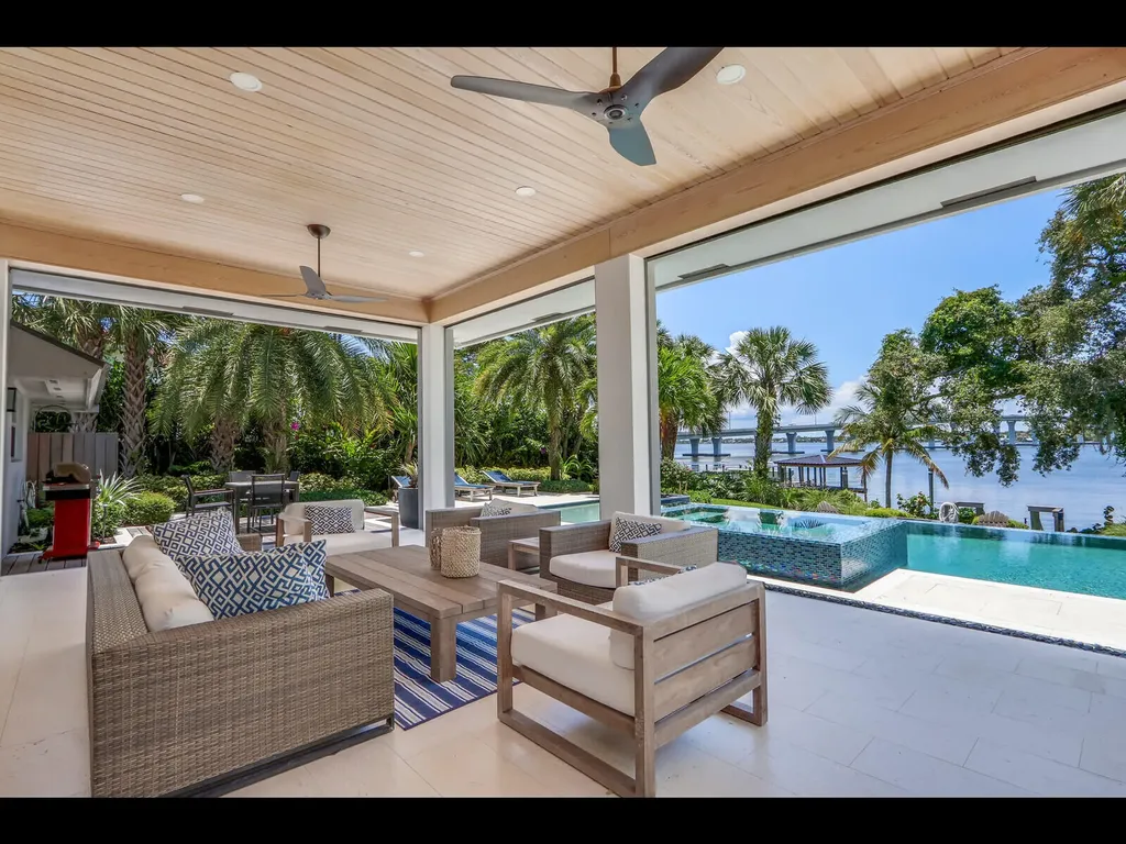 11 N River Road Sewalls Point FL 34996