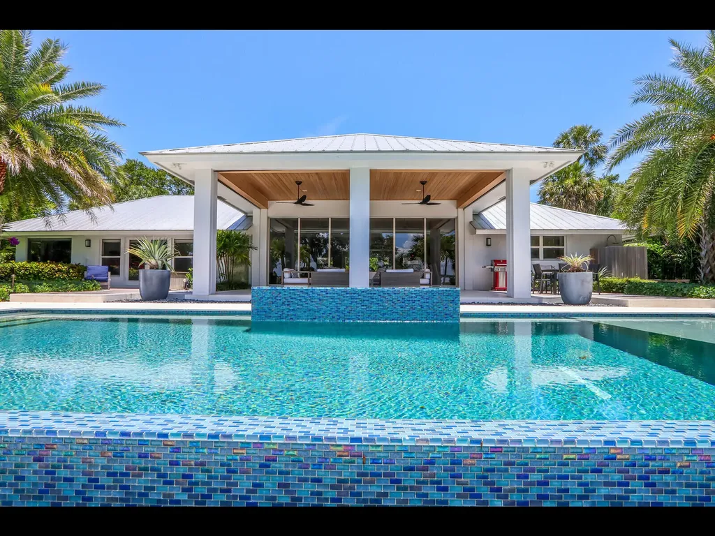 11 N River Road Sewalls Point FL 34996