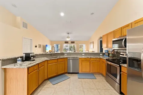 1958 SE Mandrake Circle Port St Lucie FL 34952
