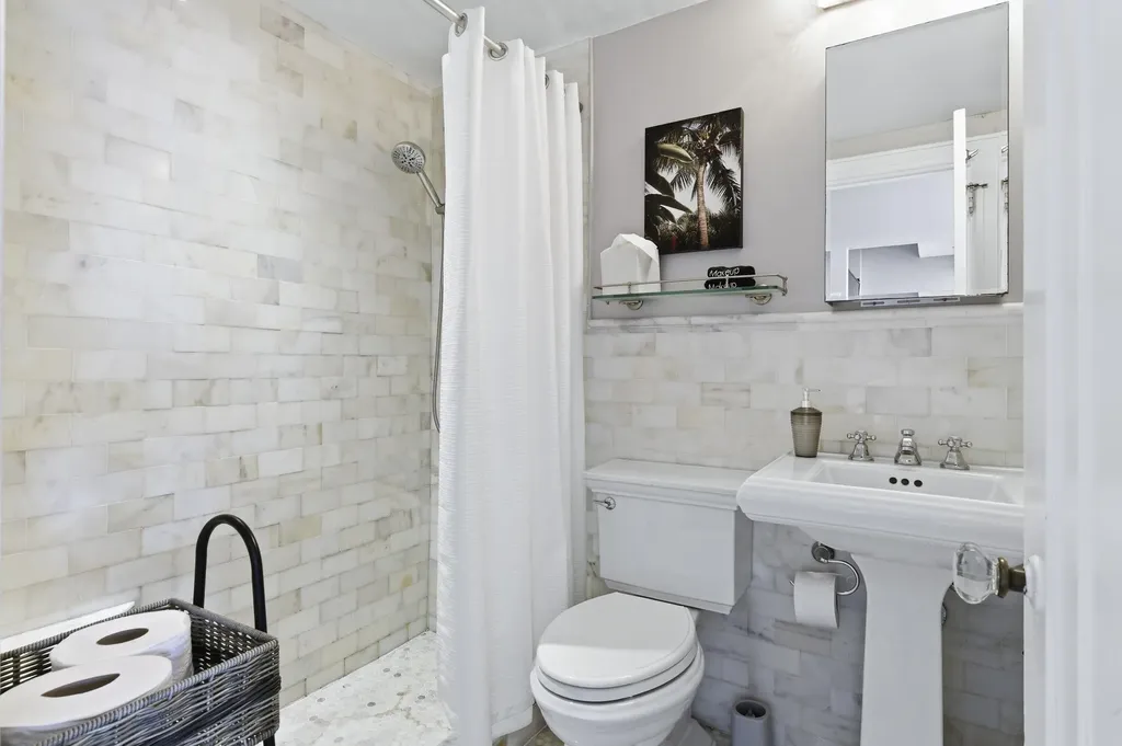 235 Sunrise Avenue Palm Beach FL 33480