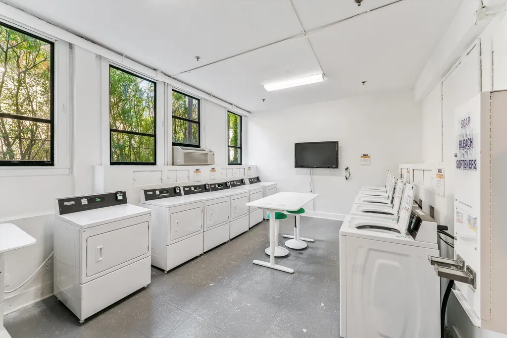 235 Sunrise Avenue Palm Beach FL 33480