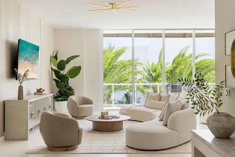 220 SE Mizner Boulevard Boca Raton FL 33432