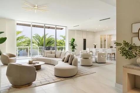 220 SE Mizner Boulevard Boca Raton FL 33432