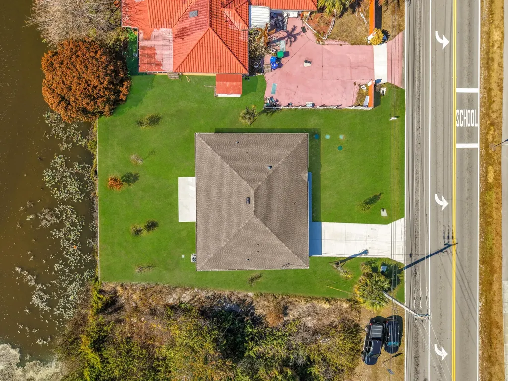 1390 Schumann Drive Sebastian FL 32958