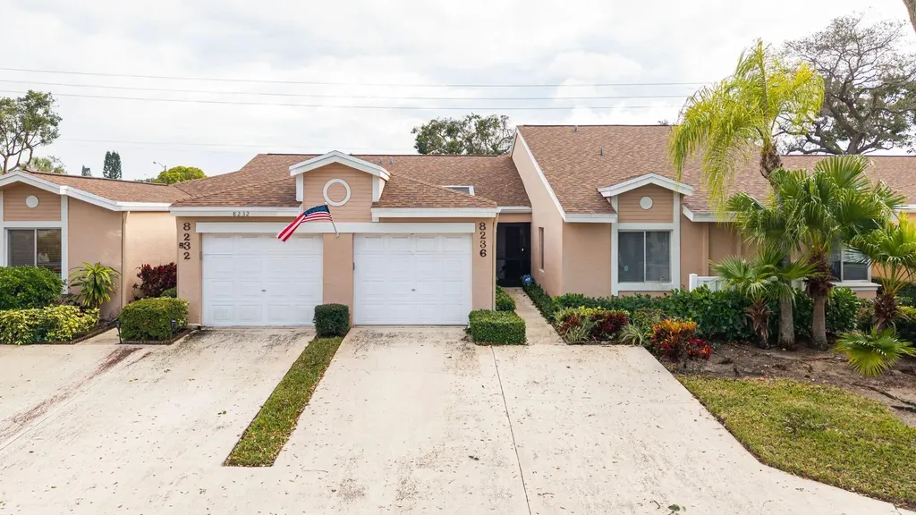 8236 Summerbreeze Lane Boca Raton FL 33496