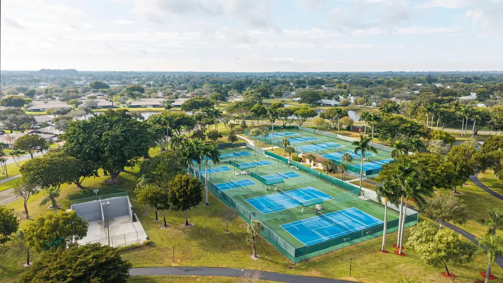 8236 Summerbreeze Lane Boca Raton FL 33496
