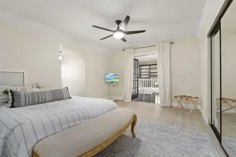 916 SW Abingdon Avenue Port St Lucie FL 34953