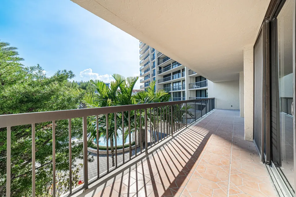 4740 S Ocean Boulevard Highland Beach FL 33487