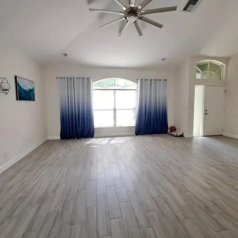 7021 Galleon Cove Riviera Beach FL 33418