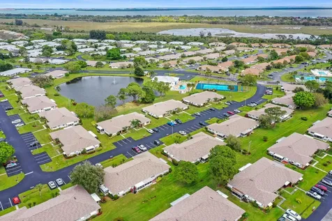 1212 Lakes End Drive Fort Pierce FL 34982
