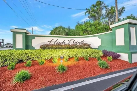 1212 Lakes End Drive Fort Pierce FL 34982