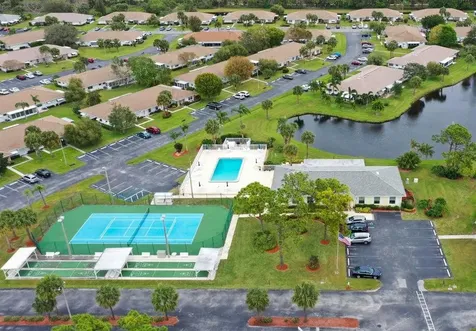 1212 Lakes End Drive Fort Pierce FL 34982