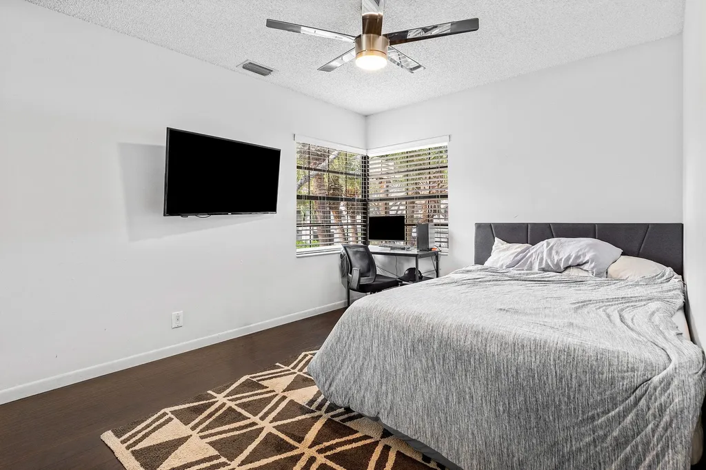 5406 Venetia Court Boynton Beach FL 33437